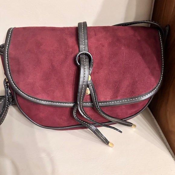 London Fog Newbury saddle bag purse - Picture 12 of 15